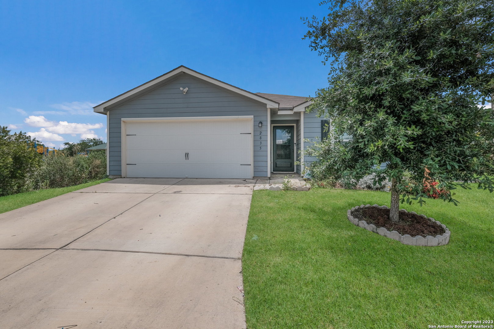 2835 Presley Meadow San Antonio TX 78222