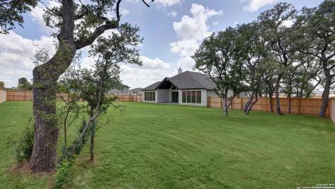 451 Falcon Cove Castroville TX 78009