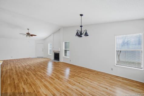 9055 Levelland San Antonio TX 78251