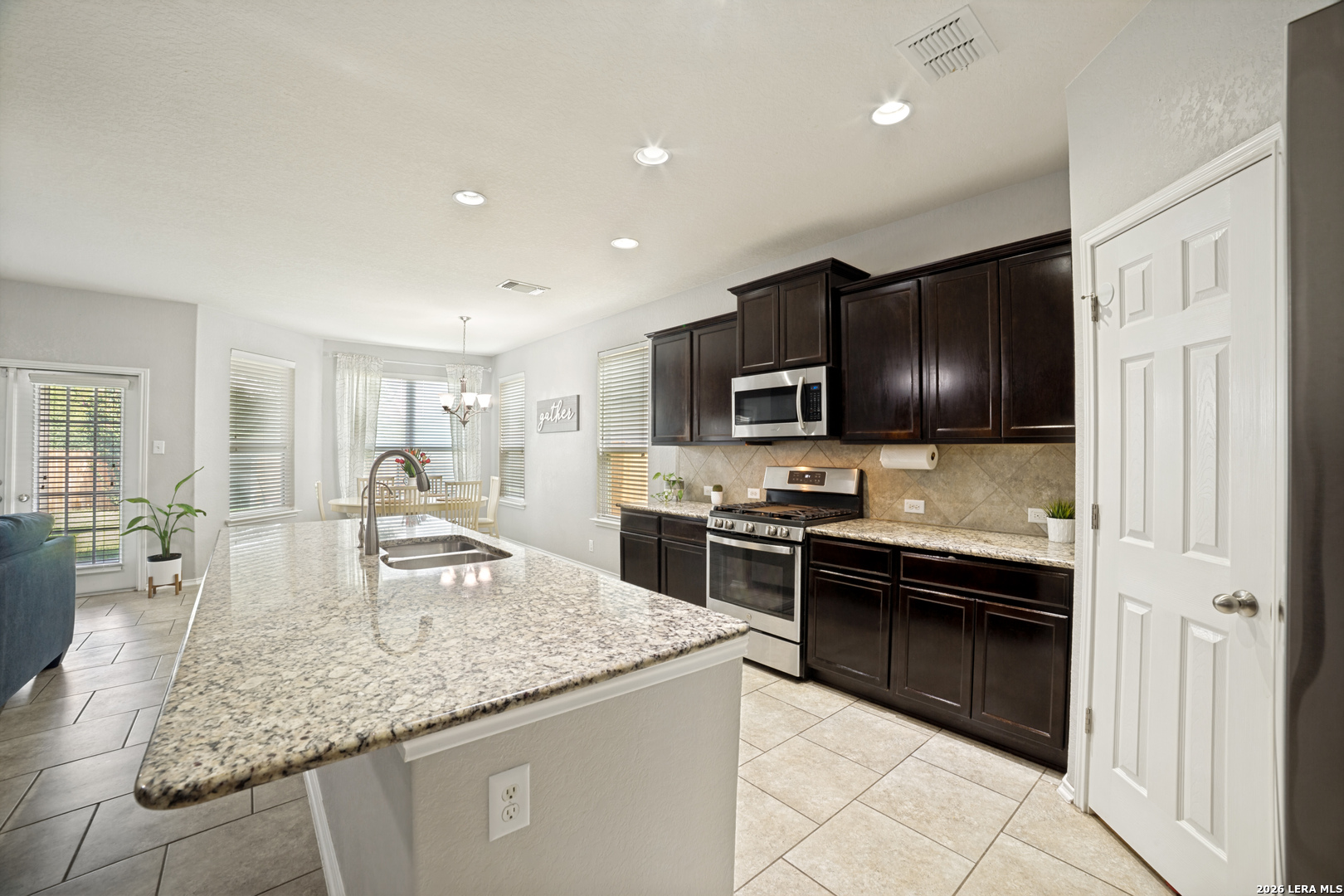 610 Sea Eagle San Antonio TX 78253