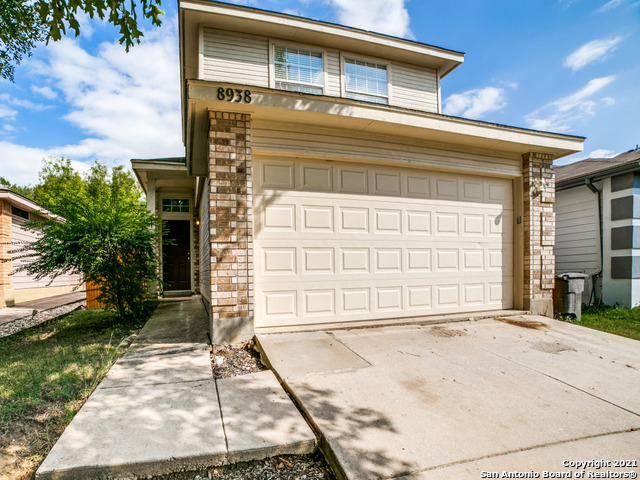 8938 Gill Bridge San Antonio TX 78254