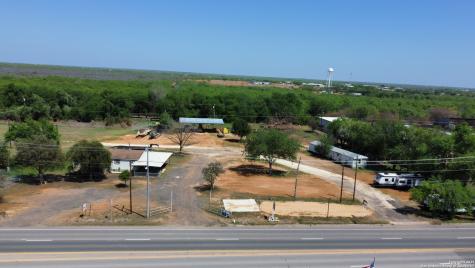 606 N Main Street Cotulla TX 78014