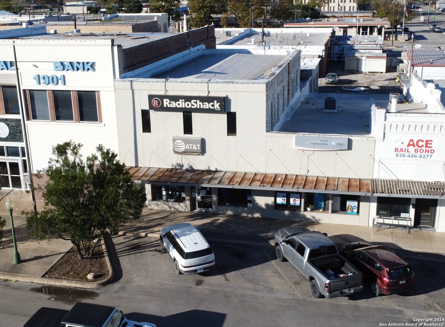 1110 18th Street Hondo TX 78861