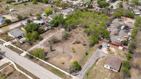 667 W Petaluma Boulevard San Antonio TX 78221