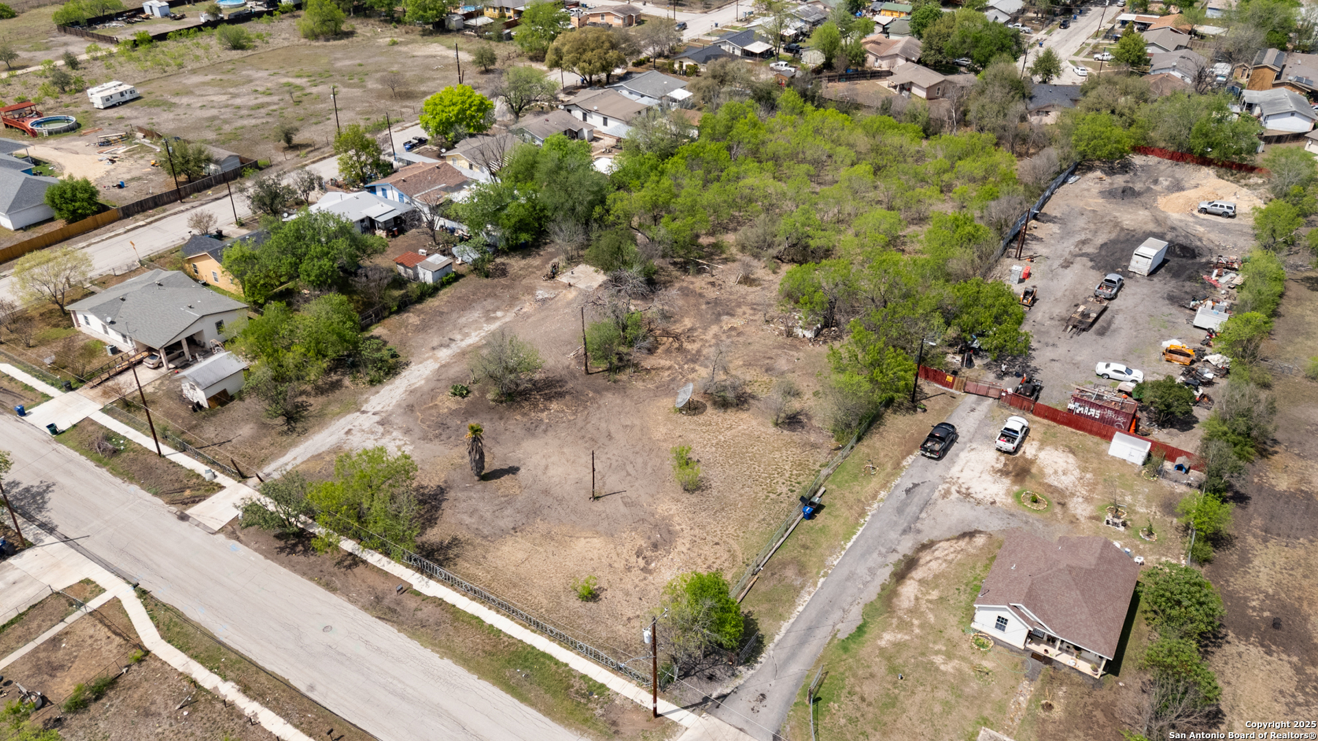 667 W Petaluma Boulevard San Antonio TX 78221