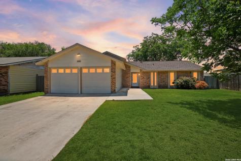 8234 Meadow Post Street San Antonio TX 78251