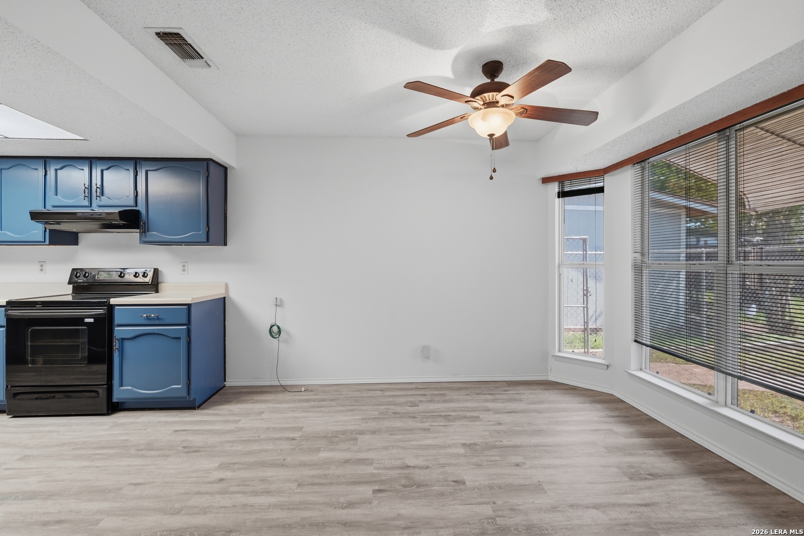 8234 Meadow Post Street San Antonio TX 78251