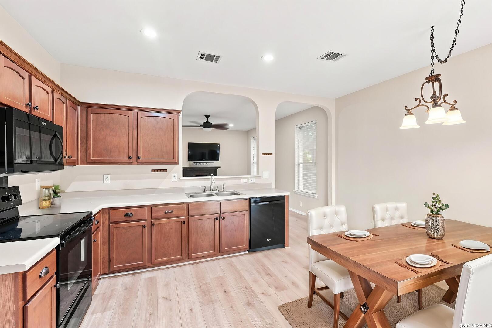 3140 Sparrow View Court New Braunfels TX 78130