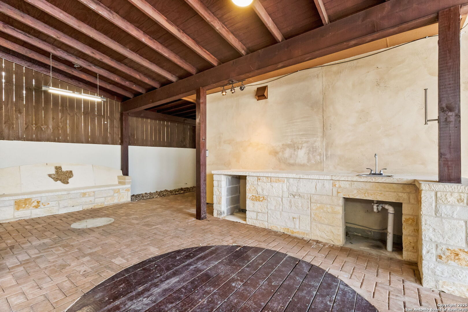 237 Wild Oak Canyon Lake TX 78133