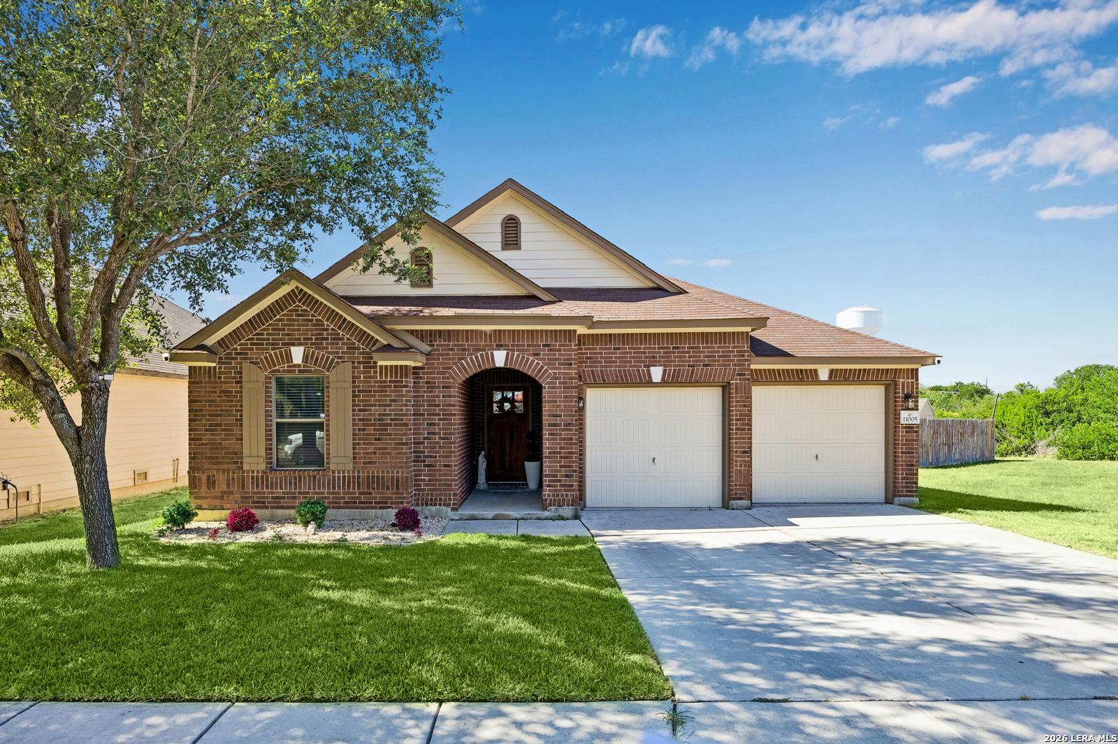 11005 Almond Wood Live Oak TX 78233