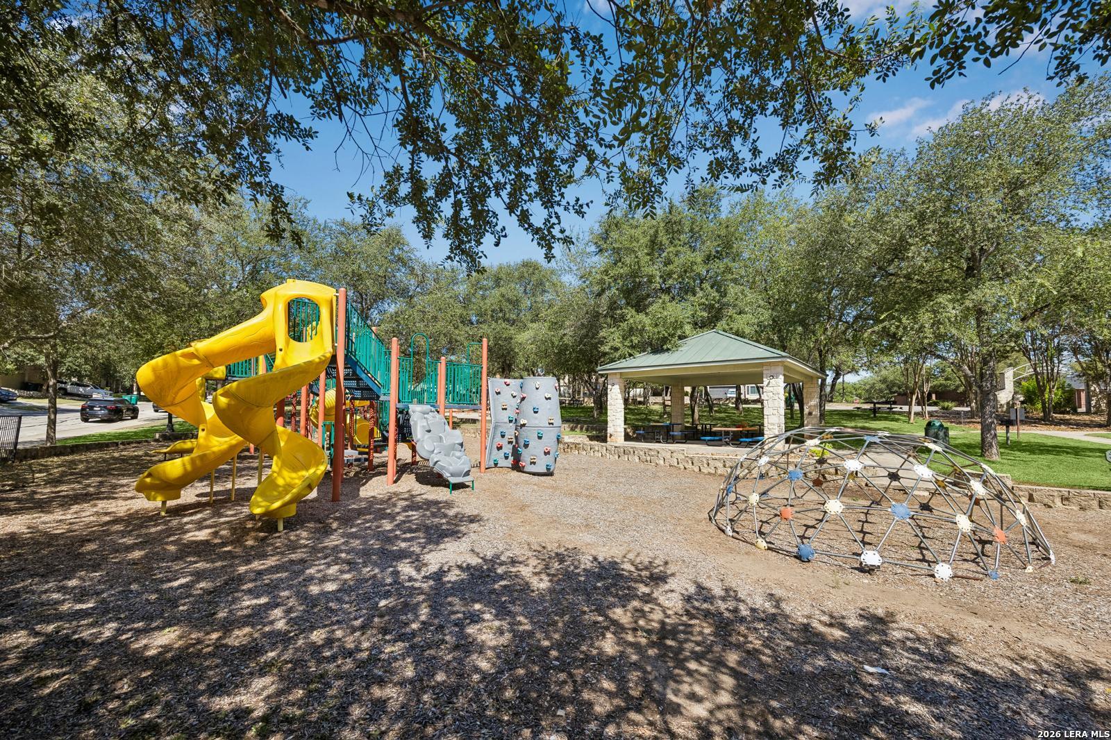 11005 Almond Wood Live Oak TX 78233