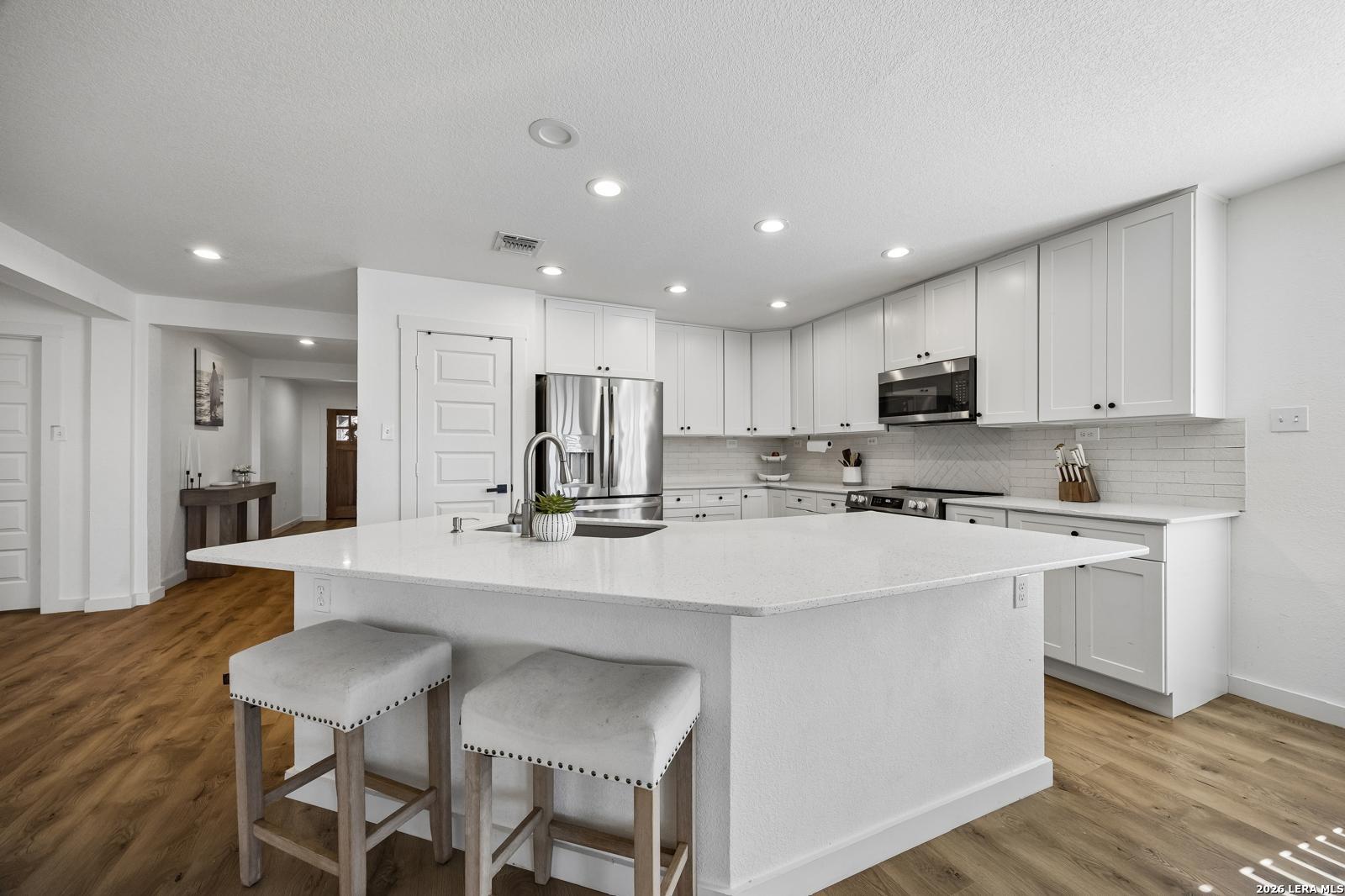 11005 Almond Wood Live Oak TX 78233