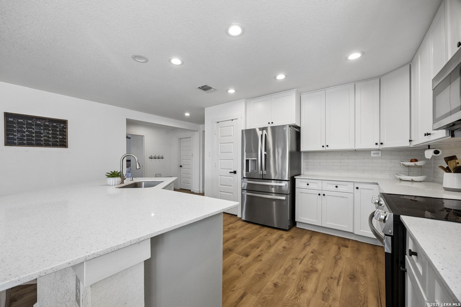 11005 Almond Wood Live Oak TX 78233