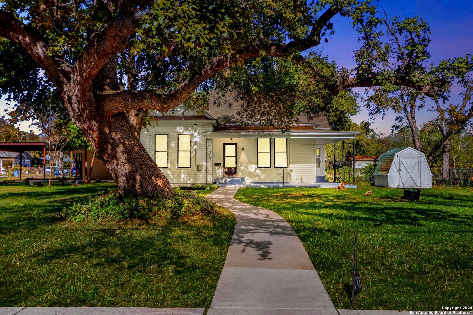 710 Jefferson Avenue Seguin TX 78155