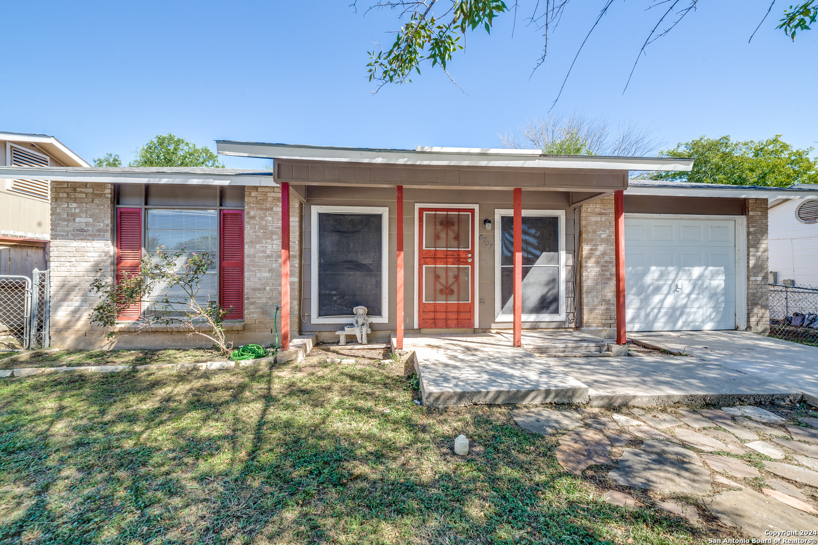 6707 Middle Oaks Drive San Antonio TX 78227