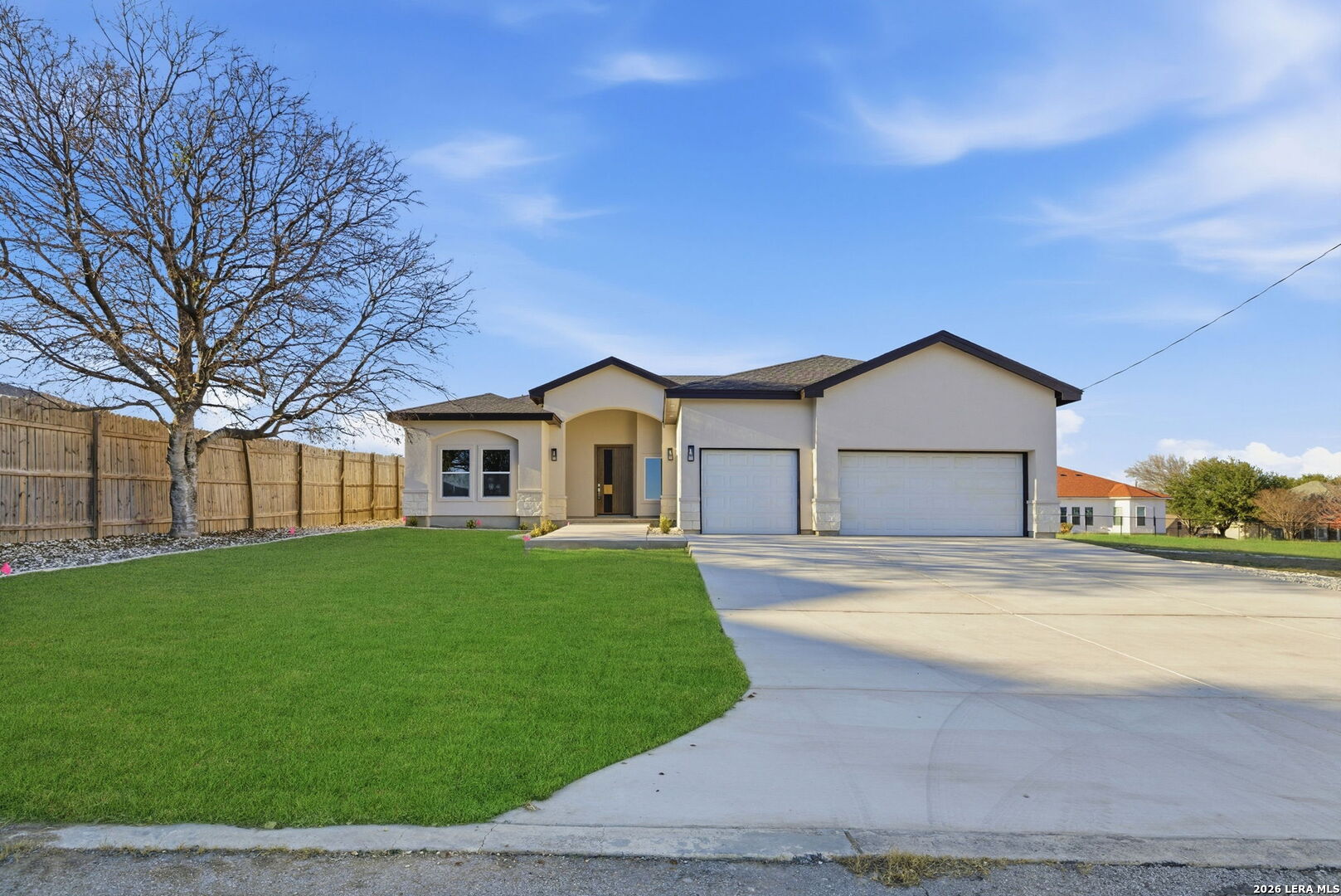 7801 Yellow Bark Selma TX 78154