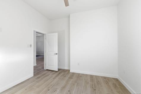 7801 Yellow Bark Selma TX 78154