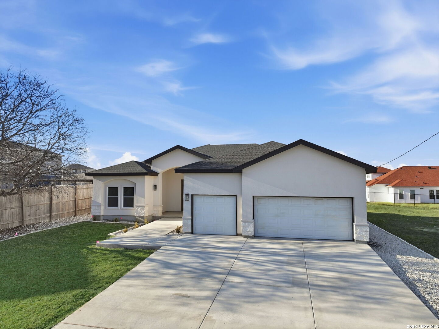 7801 Yellow Bark Selma TX 78154