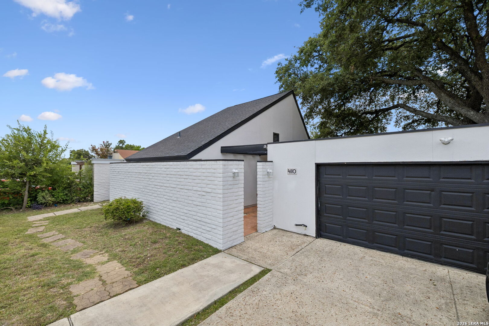 4110 Bay Oaks Drive San Antonio TX 78240