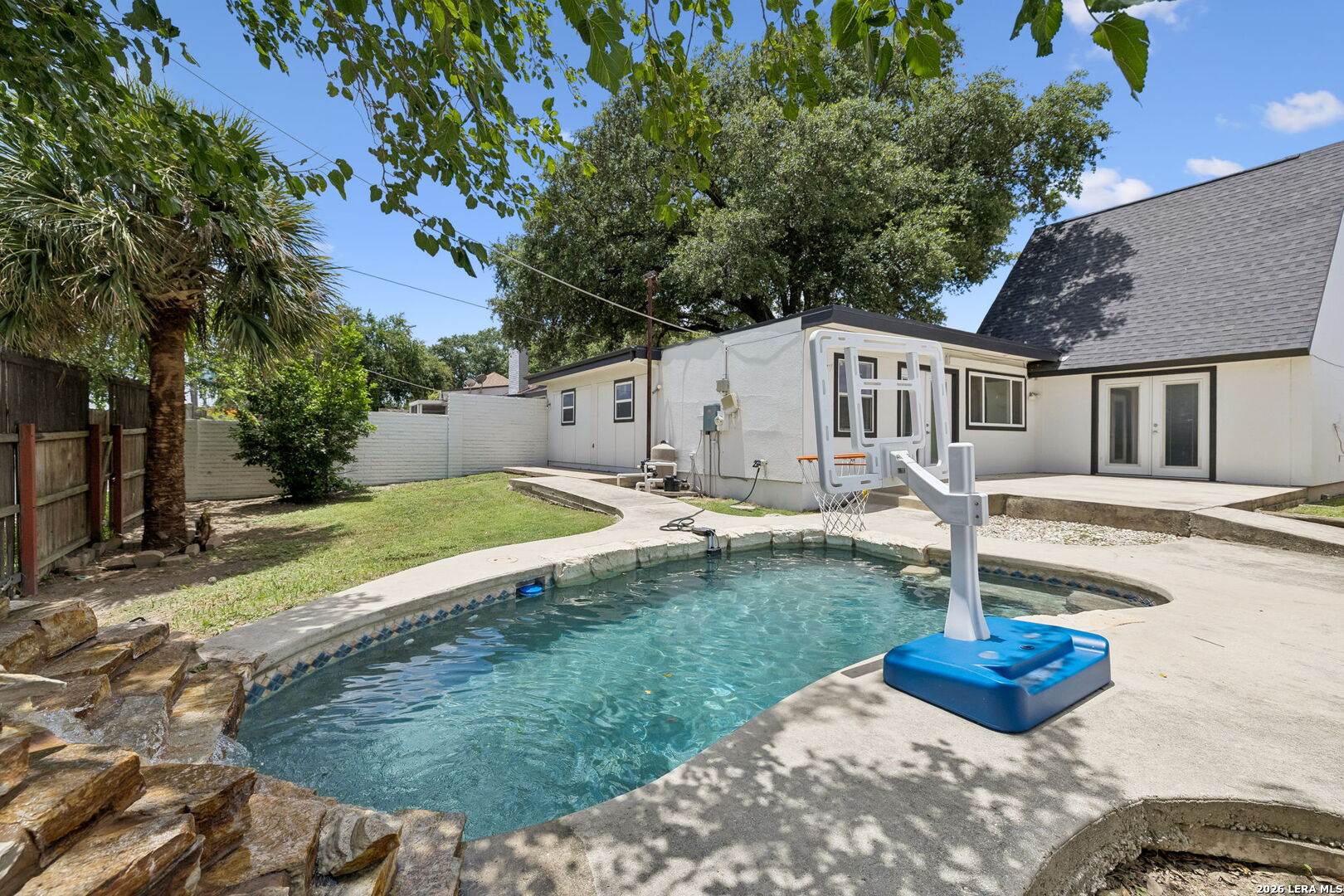 4110 Bay Oaks Drive San Antonio TX 78240