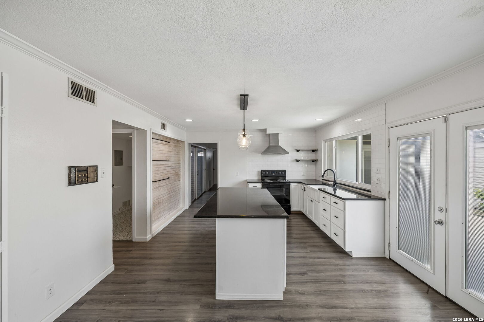 4110 Bay Oaks Drive San Antonio TX 78240