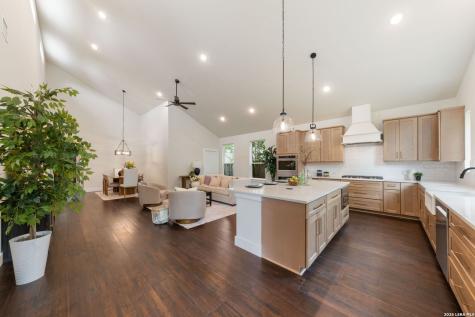 435 Irvington Drive San Antonio TX 78209