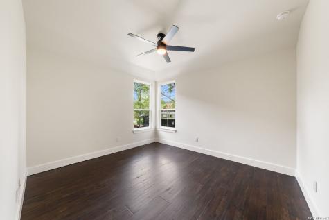 435 Irvington Drive San Antonio TX 78209