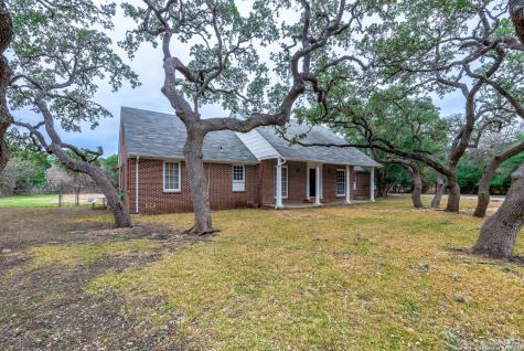 110 Wagon Trail Road Shavano Park TX 78231