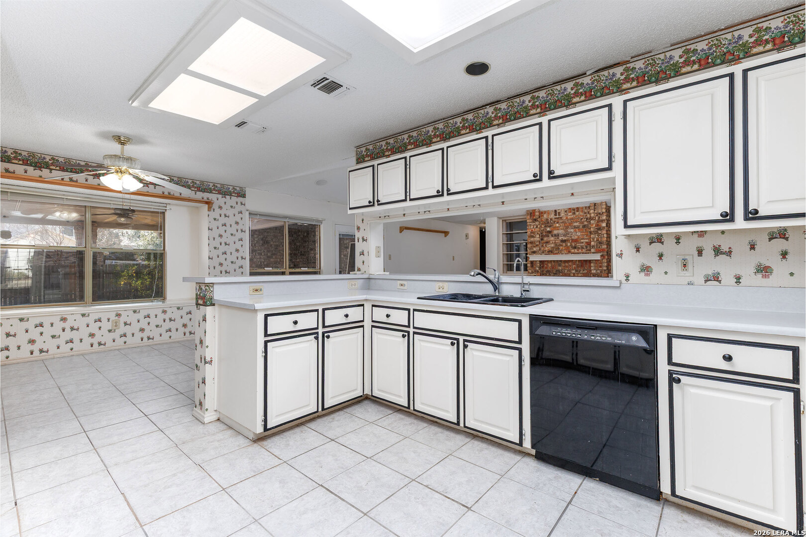 6215 Mission Hills San Antonio TX 78244
