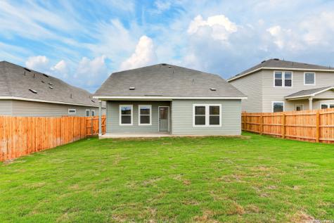 127 Peeps Court Adkins TX 78101