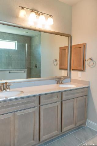 5315 Park Overlook Marion TX 78124