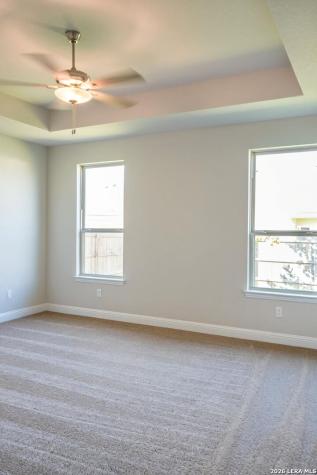 5315 Park Overlook Marion TX 78124