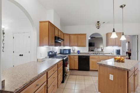 12006 Bobbi Way San Antonio TX 78245