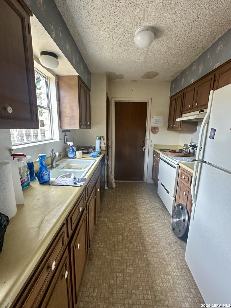 9107 Brightwater San Antonio TX 78254