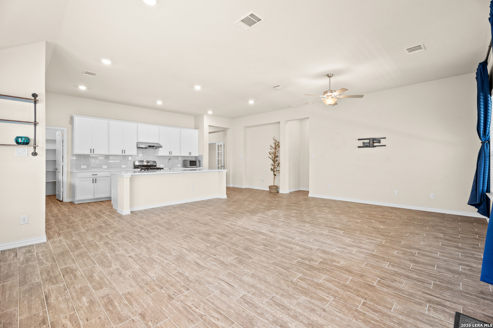 15227 Maskette San Antonio TX 78245