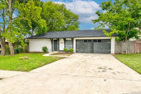 11309 Champion Oak Live Oak TX 78233