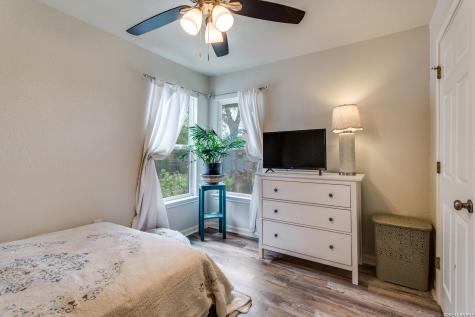 266 Bundy Street San Antonio TX 78220