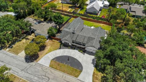 110 Bryker Drive Terrell Hills TX 78209