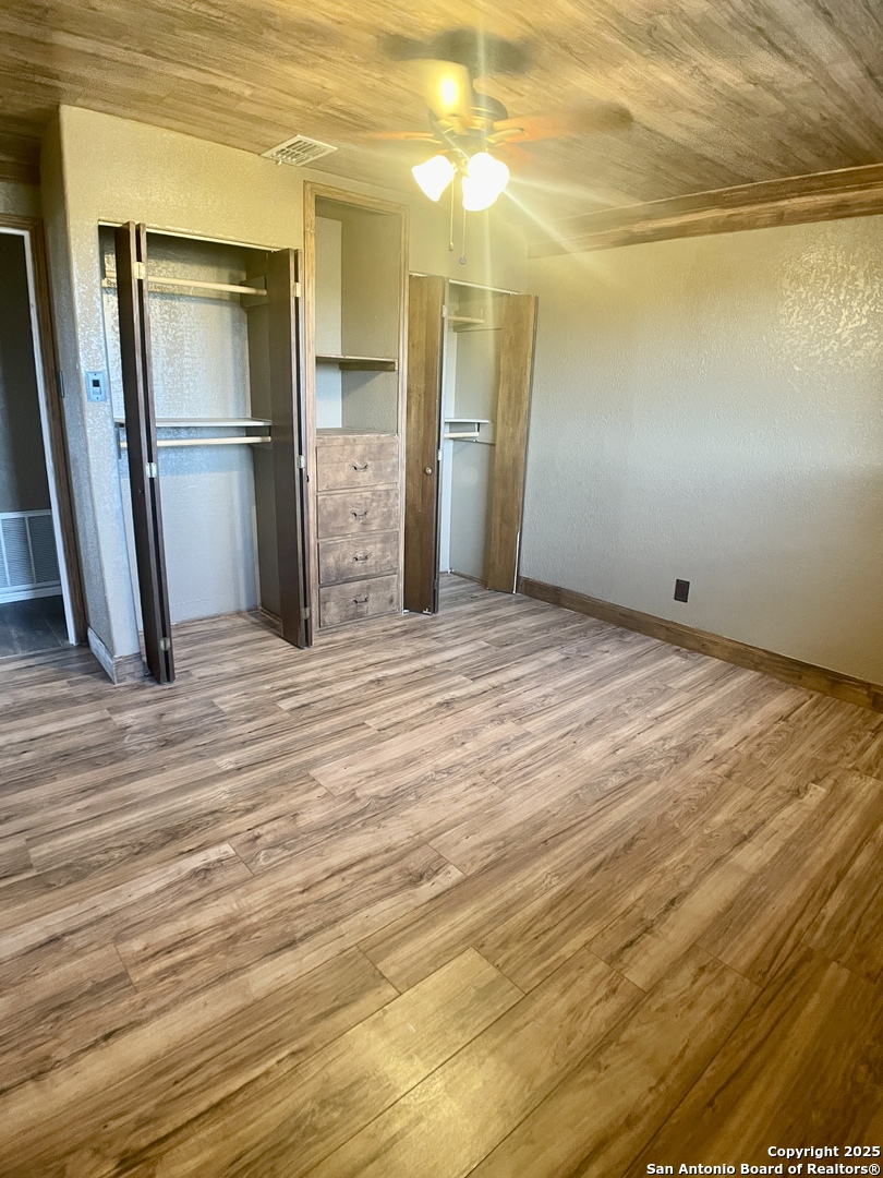 3010 Triple Tree China Grove TX 78263