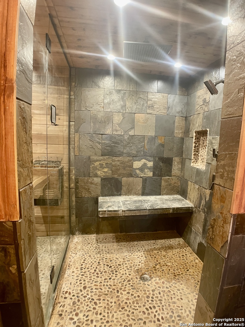 3010 Triple Tree China Grove TX 78263