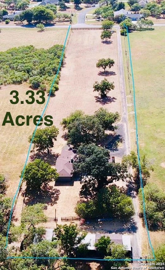 3010 Triple Tree China Grove TX 78263