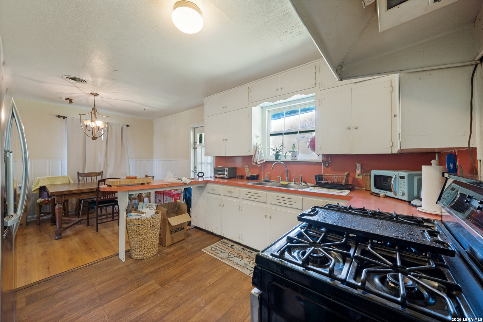 1702 Karen Avenue Austin TX 78757