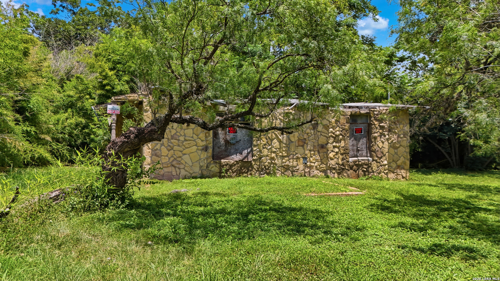 4111 W Horseshoe Bend San Antonio TX 78228