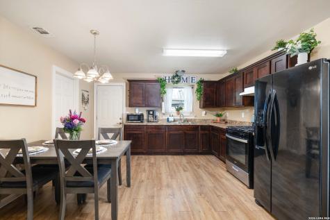 3119 Winsome San Antonio TX 78224
