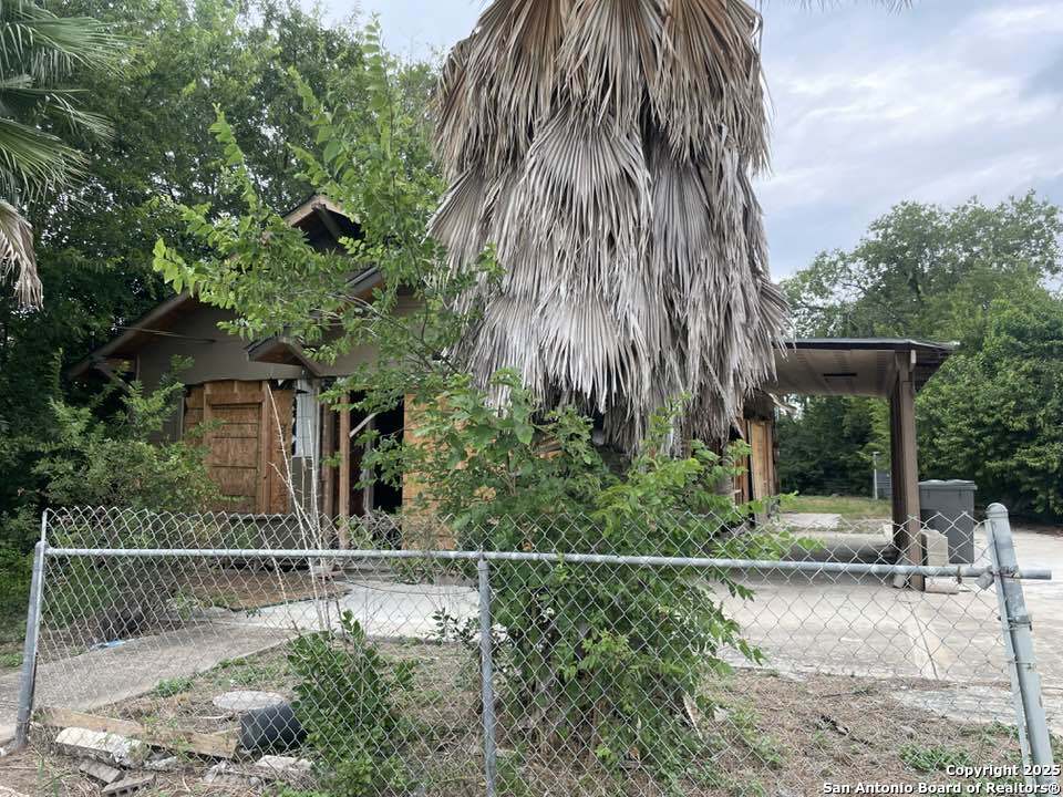 839 Potomac San Antonio TX 78202