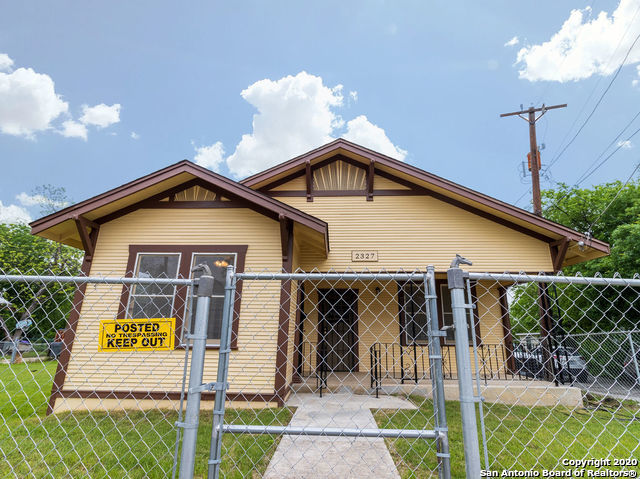 2327 W Martin Street San Antonio TX 78207