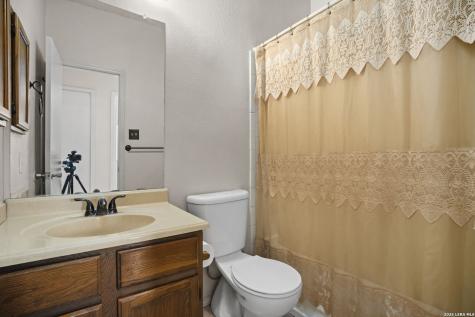 5891 Spring Green San Antonio TX 78247
