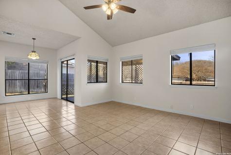 5891 Spring Green San Antonio TX 78247