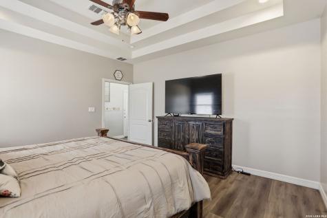 108 Abrego Ridge Floresville TX 78114