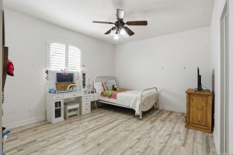 108 Abrego Ridge Floresville TX 78114